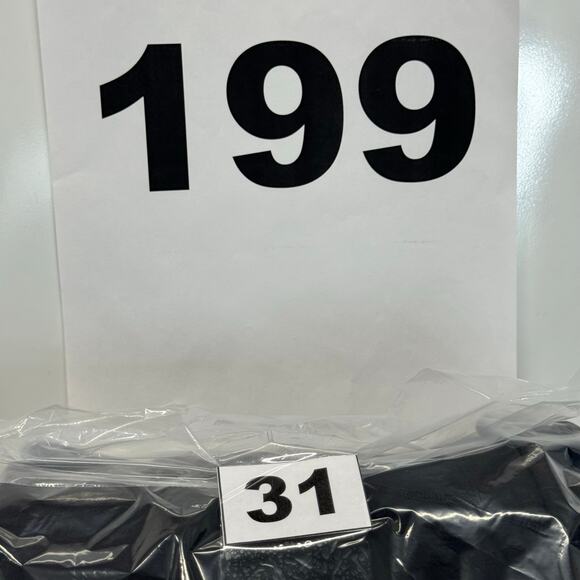 Nike Womens One Classic Dri-Fit Cropped Tank Top Black Size L HM6398-010 - Picture 9 of 9